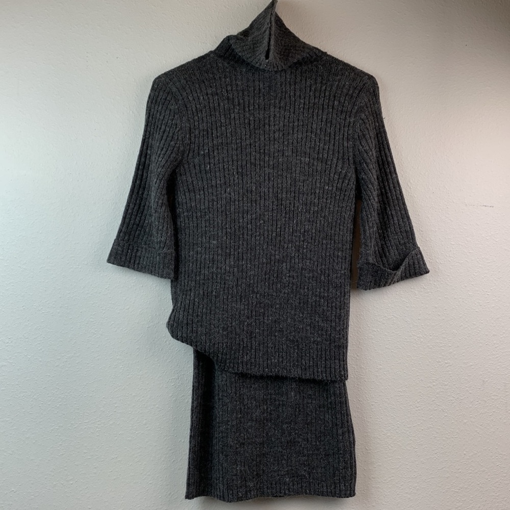 Top & midi skirt gray sweater set ribbed non itch acrylic knit turtle neck EUC